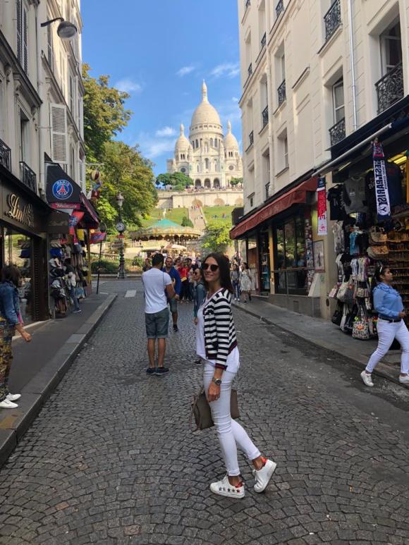 ABB59E5C-238D-421A-B877-91ECAA547C0B